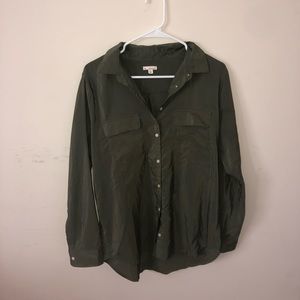 Army green gap button down shirt (M)